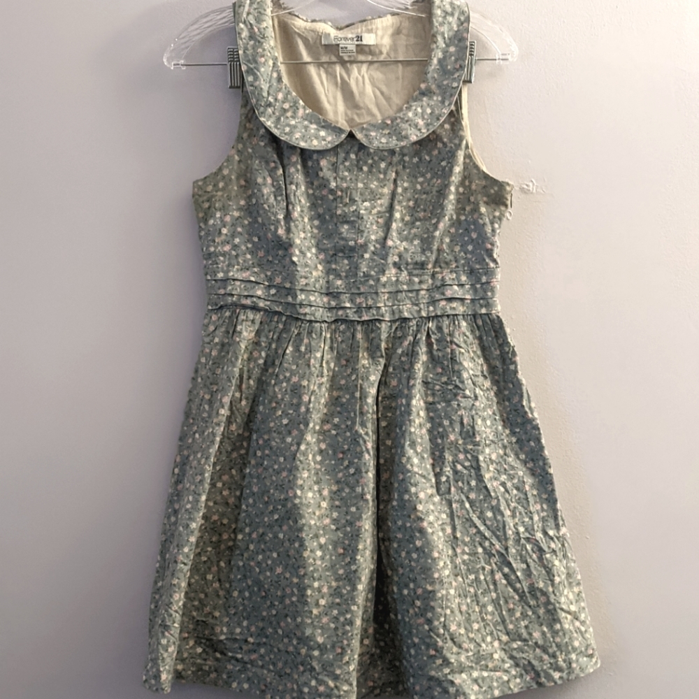 Ditsy Floral Peter Pan Collar Dress